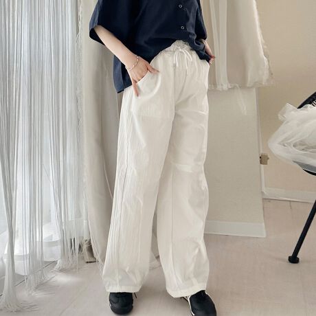 ȂꊴƎp˔h[XgOtChpcłB̂̃CEȂƂVGbgŁAbNXȂX^CbVȈۂɁBEGXg͒߉\ŁAKȃtBbg܂BEɂ͑傫߂̃|PbgzuĂA@\QB̃h[XgOŃVGbg̕ωy߁AR[f̕L܂BJWAɂꂢ߂ɂ킹₷AfC[[XɍœK1{łBJ[ItzCg/J/_[NO[/ubN/_[NJ[Li̐F͕BQƂBTCY:P(cm)yMzEGXg64-96cm/qbv108cm/^34.5cm/Oҏ31.5cm/҉68cm/25cmH̊֌WAe̐ӏ(u)y}3cmzx͌덷̋e͈͂ƂĒĂ܂Bfރ|GXe66EiC34n₤LkȂȂnItzCĝݕtYChinafg160cm(pTCYM)Gߏt//H