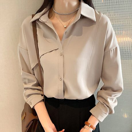 ƌy|GXefނŁAtHɂ҂ȒVcBƂgƃhbvV_[ŁÂ邱ȂX^CBx[VbNȃfUCȂÃ^bN␞̃EhJbg肰Ȃ|CgɁBpcɂXJ[gɂ킹₷AItBXx܂ŕL􂵂܂Bꖇ͂AHDƂĂg钅񂵗͂̍ACełBJ[zCg/_[NO[/x[Wi̐F͕BQƂBTCY:P(cm)yMz60cm/g56cm/53cm/45cmH̊֌WAe̐ӏ(u)y}3cmzx͌덷̋e͈͂ƂĒĂ܂Bfރ|GXe100%nLkȂnȂYChinafg162cmipTCYMjGߏt/H