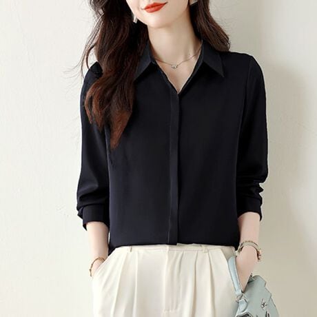 iȌ򊴂͂̃TeuEX́Aꂢ߃X^Cɂ҂ȈꖇBO㍷̂钅ŁAAEgX^CłoX悭܂AȂꊴ|GXe100̌y₩ȑfނŁAƂGƒ悢łBLk͂܂񂪁AƂgŉKȒSnB݌⑳̃{^ȂǁAו܂ŒJɎdグꂽfUCB|PbgȂŃVGbgBItBX炨o܂ŁALV[Ŋ􂷂閜\uEXłBJ[ubN/zCg/x[W/CgO[/TbNX/O[i̐F͕BQƂBTCY:P(cm)yMzO60cm/㑍66cm/g50cm/37cm/58cmyLzO61cm/㑍67cm/g52cm/38cm/59cmyLL/XLzO62cm/㑍68cm/g54cm/39cm/60cmH̊֌WAe̐ӏ(u)y}3cmzx͌덷̋e͈͂ƂĒĂ܂Bfރ|GXe100%nnȂYChinafg160cmipTCYMjGߏt/H