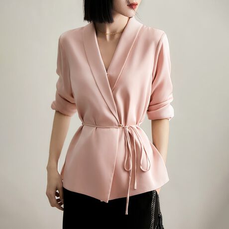 |GXe100%̌y₩ȑfނŎdĂAbvfUC̃fB[XuEXBEGXg̃^CxgANZgɂȂAX^CAbvʂ͂ƂVGbgŁAƊ̂ۂɁB␞̃fBe[ɂA肰Ȃo܂BnE|PbgȂ̃~j}݌vŁAy₩ȒSnBʋ΂ItBX͂AJWAR[fɂ}b`閜\ACełBJ[zCg/ubN/sNi̐F͕BQƂBTCY:P(cm)yMz62cm/g51cm/37cm/56cmyLz63cm/g53cm/38cm/57cmyLL/XLz64cm/g55cm/39cm/58cmH̊֌WAe̐ӏ(u)y}3cmzx͌덷̋e͈͂ƂĒĂ܂Bfރ|GXe100%nLkȂnȂYChinafg162cmipTCYMjGߏt/H