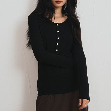 EhlbN~tg{^ANZgɂȂAx[VbNȒgbvXB_炩ȑfނŔȂ݂ǂAXgXt[ȒSn͂łB␞͂ƂdĂŁACi[gɂꖇɂΉBL߁g݌vŁǍ^Jo[ɂʓIBnȂłɂAy₩ȒSnBpcɂXJ[gɂ킹₷AIIt킸􂵂܂BG߂킸񂹂AgȂ閜\gbvXłBJ[ubN/ItzCg/u[/O[/R[q[/XgCvi̐F͕BQƂBTCY:P(cm)yMz59cm/g41cm/38cm/56cmyLz60cm/g43cm/39cm/57cmH̊֌WAe̐ӏ(u)y}3cmzx͌덷̋e͈͂ƂĒĂ܂BfރAN50%E[25%EiC20%EE[5%nLk聚nȂYChinafg160cmipTCYMjGߏt/H