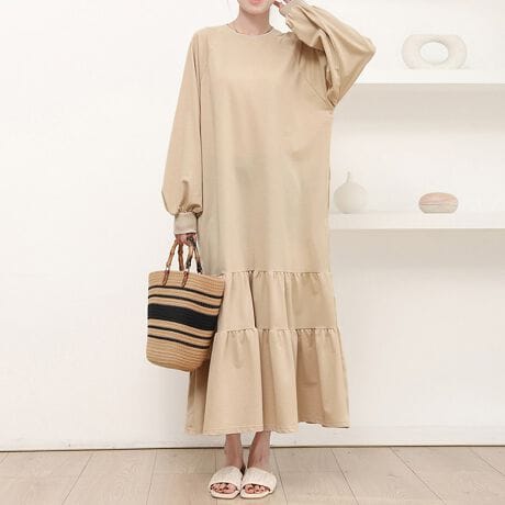 ӂƍLeBA[hfUC͂̃O䃏s[XBƂVGbgő̌^肰ȂJo[A邾łȂꂽۂɁRbg~|GXěy₩ȑfނ́AG悭G߂̕ςڂɂ҂łB̓SdlŁAグĂRȃjAXo܂B|PbgtŎpAfC[gɂ֗BVvȂ؂₩̂fUCŁAXj[J[tbgV[YƂ̑QłBJ[CgO[/_[NO[/ubN/x[Wi̐F͕BQƂBTCY:P(cm)yMzXJ[g120cm/g55cm/82cmyLzXJ[g121cm/g57cm/83cmH̊֌WAe̐ӏ(u)y}3cmzx͌덷̋e͈͂ƂĒĂ܂BfރRbg65%E|GXe35%nLkȂnȂYChinafg162cmipTCYMjGߏt/H