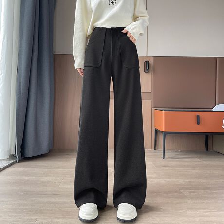 nCEGXgdl̃ChpcBtgɂ͑傫߃|PbgzuAfUCƎp𗼗BEGXg̓^bNŁÅ̂VGbgɁBTChɂ̓XbgŁA΂y₩B_炩ȑfނŔGǂAԂ̒płKłBobNX^CƂĂāAǂ̊pxfꖇBgbvXŃ[hɂJWAɂȂA񂵗͔Q̃pcłBJ[ubN/_[NO[/_[NuE/Cbhi̐F͕BQƂBTCY:P(cm)ySz98cm/EGXg66cm/qbv90cm/ҏ30cm/҉66cmyMz99cm/EGXg70cm/qbv94cm/ҏ31cm/҉67cmyLz100cm/EGXg74cm/qbv98cm/ҏ32cm/҉68cmyLL/XLz101cm/EGXg80cm/qbv102cm/ҏ33cm/҉69cmH̊֌WAe̐ӏ(u)y}3cmzx͌덷̋e͈͂ƂĒĂ܂Bfރ|GXe95%E|E^5%nӂLkȂȂnȂYChinafg165cmipTCYMjGߏH/~