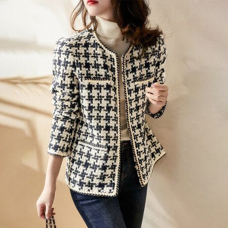 nEhgD[X~S[h`F[ڂ䂭ANVJȃcC[hWPbgB񌳂ƑɎ{ꂽ`F[Aiȉ؂₩vXB悭Ƃ̂{bNXVGbgŁACi[I΂C[h݁BntŏH~̖hɂΉB|Pbgŋ@\Bfjƍ킹ăJWA_EAs[XɉHDĂꂢ߂ɂȂ\BIIt킸􂷂AAE^[łBJ[ubNi̐F͕BQƂBTCY:P(cm)yMz57cm/g50cm/36cm/53cmyLz58cm/g52cm/37cm/54cmyLL/XLz59cm/g54cm/38cm/55cmH̊֌WAe̐ӏ(u)y}3cmzx͌덷̋e͈͂ƂĒĂ܂Bfރ|GXe65%ERbg35%nӂLkȂȂn聚YChinafg160cmipTCYMjGߏH/~