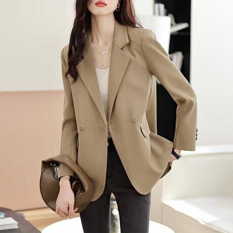 _u{^dlƃV[vȃyۓIȁAOe[[hWPbgBwʂɂ̓Z^[xgŁA₷Ɨ̊𗼗Bɂ3{^炢Aו܂łdオBntŏtH~̃OV[YB|Pbgŋ@\BjAXJ[l̂ȂꊴĂ܂BpcɂXJ[gɂ킹₷AIIt킸񂵉\Ȗ\AE^[łBJ[O[/x[W/ubNi̐F͕BQƂBTCY:P(cm)yMz69cm/g50cm/37cm/59cmyLz70cm/g52cm/38cm/60cmyLL/XLz71cm/g54cm/39cm/61cmH̊֌WAe̐ӏ(u)y}3cmzx͌덷̋e͈͂ƂĒĂ܂Bfރ|GXe100%nӂLkȂȂn聚YChinafg163cmipTCYMjGߏt/H/~