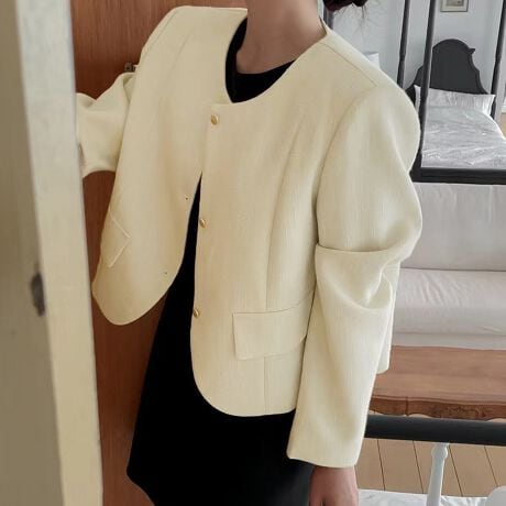 Ƃm[J[fUC͂́AlJWAȃuU[WPbgłBtg̓VO{^dlŁACi[I΂񂵂₷ꖇBEGXgɂĒ悭tBbgAƊƔ𗼗܂Bɂ̓{^t̃Xgbv{Aו܂ł̂dオBobNɂ̓xg̐ؑւAp܂ŔĂ܂BpcɂXJ[gɂ킹₷AIIt킸L􂵂܂BJ[O[/J[L/ItzCgi̐F͕BQƂBTCY:P(cm)yt[z55cm/g54cm/41cm/61cmH̊֌WAe̐ӏ(u)y}3cmzx͌덷̋e͈͂ƂĒĂ܂Bfރ|GXe65%ERbg35%nӂLkȂȂn聚YChinafg160cmipTCYt[jGߏt/H