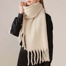 フリンジ付きマフラー