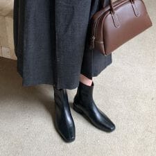 サイドジップ付きショートブーツ