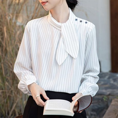 XgCvۓIȒuEXłB񌳂ɂ̓lN^C̃fUC{A܂ɉ؂₩ƔvXB̃{^ANZgƂȂAVvȂ݊̂dオłB͂ƂJtXdlŁAn̂VGbgɁBwʂɂ̓v[c{Â闧̊o܂BpcɂXJ[gɂ킹₷AIIt킸􂵂܂BG߂̕ςڂɂd󂷂Af͂̍ꖇłBJ[zCg/ubNi̐F͕BQƂBTCY:P(cm)yMz63cm/g57cm/39cm/60cmyLz64cm/g59cm/40cm/61cmyLL/XLz65cm/g61cm/41cm/62cmH̊֌WAe̐ӏ(u)y}3cmzx͌덷̋e͈͂ƂĒĂ܂Bfރ|GXe100%nӂLkȂnȂYChinafg160cmipTCYMjGߏt/H