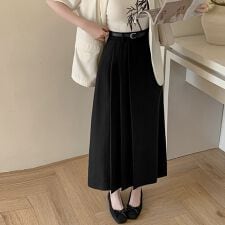 スリットデザインプリーツスカート