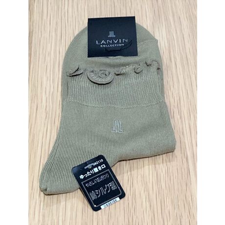 [^:LA2512]yLANVIN COLLECTIONz\bNX@ȁ~VN@gbvEnsSȂEtꂽi̕ԕi͏܂B