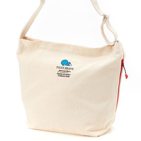 [^:F-588]Ficce Braveƃh̃R{ACeoԂȃLoXV_[obOɐQ]hhJh|CgɂȂ悤ɃfUCĂ̂ŖlɎg₷fUCɎdオ܂TChɂ̓Wbv|PbgĂ̂ŁApɂɎoȂǂ̎[ɕ֗łTCYbW30(44)~H38~D20cmΉTCYFB4dʁF480gV_[F57`105cm(Os)dlbt@Xi[JFt[|Pbg~3OʁFt@Xi[|Pbg(tbN~1)~1