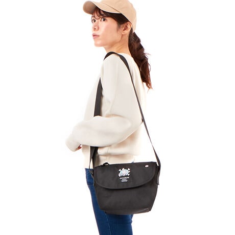 [^:F-672]TbNXo[IwONE PIECExobORNVEIlCւTVAjwONE PIECEẍׂLN^[A`bp[e[}ɂobORNVoI`bp[̖͂Ƌlߍ񂾃gxV[YAC}[N|CgɎgpJWAV[YBTCYbW19.5(28)~H20~D11.5cmdʁF310gV_[F66`126cm(Os)dlb}Olbg{^+t@Xi[JFt@Xi[bV|Pbg~1bV|Pbg~2OʁF㕔t@Xi[|Pbg~1