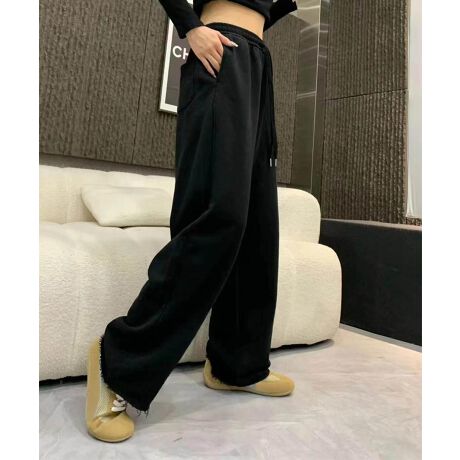 [^:xai1031a]fUCnCEGXgfUC̃ChpcBVvȃfBe[ŕLX^Cɍ킹₷AEGXg\ȃh[XgOtł炭炭BrꂢɌ郏ChVGbgŁAfC[[Xɂ߂łBf100%RbggpĂAʋC悭Gɏ_炩̂ŁAԂ̒płKłByʂŏtĂ̋G߂ɂKfނłBR[fBl[g̒TVc^Ngbvƍ킹āAbNXJWAX^CɁBVvȃVcuEXƍ킹āAƂOoJtFł̃bNXX^CByHDWPbgJ[fBKvXāAtH̃V[Yɂ҂ȃR[fBl[gBM EGXg66 pc101 qbv50L EGXg68 pc103 qbv52XL EGXg70 pc105 qbv54