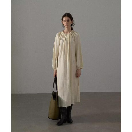 [^:gxic4405a] fabricSnƎplA㎿ȓVRfށBlKŕ֗Ɗ悤ȍi̐ngp܂B styleVvŃNVbNȗsɍEȂX^C񋟁BɃX^CbVł葱܂B detailiȃ{^AWbp[ADڂȂǍו̃fBe[ɂAi̕i߂܂B coordinatelXȃV[ɑΉł悤ALR[fBl[gpӂp߂܂BuDECADE CLASSICvt@bV͗lXȎ̃X^C󂯌pAzAiĂ܂B20ÑGKXA70ÑgA90ÑVvBɂ͎̏ےƁANꂽBꖳ̃X^Clߍ܂Ă܂BDECADE CLASSIC͂ȃNVbNX^CɌ̃_wZAVlƐVȖ͂fUCĂt@bVuhłBߋwсAɐ܂ςNVbNTCNADECADE CLASSICVt@bVX^CƋɂ͂܂BXJ[g122g6270