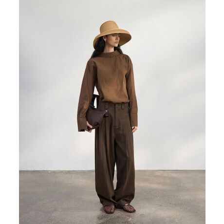 [^:gxic5055a] fabricSnƎplA㎿ȓVRfށBlKŕ֗Ɗ悤ȍi̐ngp܂B styleVvŃNVbNȗsɍEȂX^C񋟁BɃX^CbVł葱܂B detailiȃ{^AWbp[ADڂȂǍו̃fBe[ɂAi̕i߂܂B coordinatelXȃV[ɑΉł悤ALR[fBl[gpӂp߂܂BuDECADE CLASSICvt@bV͗lXȎ̃X^C󂯌pAzAiĂ܂B20ÑGKXA70ÑgA90ÑVvBɂ͎̏ےƁANꂽBꖳ̃X^Clߍ܂Ă܂BDECADE CLASSIC͂ȃNVbNX^CɌ̃_wZAVlƐVȖ͂fUCĂt@bVuhłBߋwсAɐ܂ςNVbNTCNADECADE CLASSICVt@bVX^CƋɂ͂܂B66g6756.5ŏ59.6