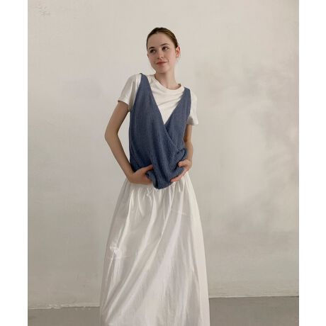 [^:ayn22315a] fabricSnƎplA㎿ȓVRfށBlKŕ֗Ɗ悤ȍi̐ngp܂B styleVvŃNVbNȗsɍEȂX^C񋟁BɃX^CbVł葱܂B detailiȃ{^AWbp[ADڂȂǍו̃fBe[ɂAi̕i߂܂B coordinatelXȃV[ɑΉł悤ALR[fBl[gpӂp߂܂BuDECADE CLASSICvt@bV͗lXȎ̃X^C󂯌pAzAiĂ܂B20ÑGKXA70ÑgA90ÑVvBɂ͎̏ےƁANꂽBꖳ̃X^Clߍ܂Ă܂BDECADE CLASSIC͂ȃNVbNX^CɌ̃_wZAVlƐVȖ͂fUCĂt@bVuhłBߋwсAɐ܂ςNVbNTCNADECADE CLASSICVt@bVX^CƋɂ͂܂B51 g46