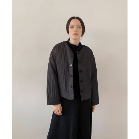 [^:ami8811a] fabricSnƎplA㎿ȓVRfށBlKŕ֗Ɗ悤ȍi̐ngp܂B styleVvŃNVbNȗsɍEȂX^C񋟁BɃX^CbVł葱܂B detailiȃ{^AWbp[ADڂȂǍו̃fBe[ɂAi̕i߂܂B coordinatelXȃV[ɑΉł悤ALR[fBl[gpӂp߂܂BuDECADE CLASSICvt@bV͗lXȎ̃X^C󂯌pAzAiĂ܂B20ÑGKXA70ÑgA90ÑVvBɂ͎̏ےƁANꂽBꖳ̃X^Clߍ܂Ă܂BDECADE CLASSIC͂ȃNVbNX^CɌ̃_wZAVlƐVȖ͂fUCĂt@bVuhłBߋwсAɐ܂ςNVbNTCNADECADE CLASSICVt@bVX^CƋɂ͂܂B59 g57 52 ŏ51