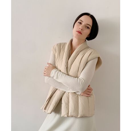 [^:jqt1947a] fabricSnƎplA㎿ȓVRfށBlKŕ֗Ɗ悤ȍi̐ngp܂B styleVvŃNVbNȗsɍEȂX^C񋟁BɃX^CbVł葱܂B detailiȃ{^AWbp[ADڂȂǍו̃fBe[ɂAi̕i߂܂B coordinatelXȃV[ɑΉł悤ALR[fBl[gpӂp߂܂BuDECADE CLASSICvt@bV͗lXȎ̃X^C󂯌pAzAiĂ܂B20ÑGKXA70ÑgA90ÑVvBɂ͎̏ےƁANꂽBꖳ̃X^Clߍ܂Ă܂BDECADE CLASSIC͂ȃNVbNX^CɌ̃_wZAVlƐVȖ͂fUCĂt@bVuhłBߋwсAɐ܂ςNVbNTCNADECADE CLASSICVt@bVX^CƋɂ͂܂B62 g50 48