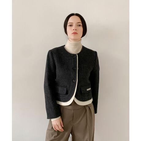 [^:jya9183a] fabricSnƎplA㎿ȓVRfށBlKŕ֗Ɗ悤ȍi̐ngp܂B styleVvŃNVbNȗsɍEȂX^C񋟁BɃX^CbVł葱܂B detailiȃ{^AWbp[ADڂȂǍו̃fBe[ɂAi̕i߂܂B coordinatelXȃV[ɑΉł悤ALR[fBl[gpӂp߂܂BuDECADE CLASSICvt@bV͗lXȎ̃X^C󂯌pAzAiĂ܂B20ÑGKXA70ÑgA90ÑVvBɂ͎̏ےƁANꂽBꖳ̃X^Clߍ܂Ă܂BDECADE CLASSIC͂ȃNVbNX^CɌ̃_wZAVlƐVȖ͂fUCĂt@bVuhłBߋwсAɐ܂ςNVbNTCNADECADE CLASSICVt@bVX^CƋɂ͂܂B53 g51  43 ŏ58