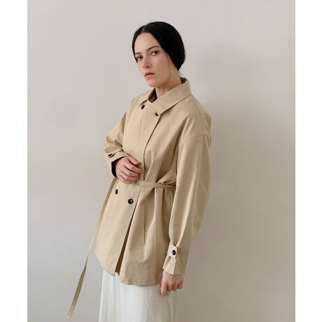 [^:miton1115a] fabricSnƎplA㎿ȓVRfށBlKŕ֗Ɗ悤ȍi̐ngp܂B styleVvŃNVbNȗsɍEȂX^C񋟁BɃX^CbVł葱܂B detailiȃ{^AWbp[ADڂȂǍו̃fBe[ɂAi̕i߂܂B coordinatelXȃV[ɑΉł悤ALR[fBl[gpӂp߂܂BuDECADE CLASSICvt@bV͗lXȎ̃X^C󂯌pAzAiĂ܂B20ÑGKXA70ÑgA90ÑVvBɂ͎̏ےƁANꂽBꖳ̃X^Clߍ܂Ă܂BDECADE CLASSIC͂ȃNVbNX^CɌ̃_wZAVlƐVȖ͂fUCĂt@bVuhłBߋwсAɐ܂ςNVbNTCNADECADE CLASSICVt@bVX^CƋɂ͂܂B77 g65 57 ŏ50