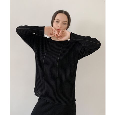 [^:rmyr250019a] fabricSnƎplA㎿ȓVRfށBlKŕ֗Ɗ悤ȍi̐ngp܂B styleVvŃNVbNȗsɍEȂX^C񋟁BɃX^CbVł葱܂B detailiȃ{^AWbp[ADڂȂǍו̃fBe[ɂAi̕i߂܂B coordinatelXȃV[ɑΉł悤ALR[fBl[gpӂp߂܂BuDECADE CLASSICvt@bV͗lXȎ̃X^C󂯌pAzAiĂ܂B20ÑGKXA70ÑgA90ÑVvBɂ͎̏ےƁANꂽBꖳ̃X^Clߍ܂Ă܂BDECADE CLASSIC͂ȃNVbNX^CɌ̃_wZAVlƐVȖ͂fUCĂt@bVuhłBߋwсAɐ܂ςNVbNTCNADECADE CLASSICVt@bVX^CƋɂ͂܂B65 g50 55 ŏ48.5