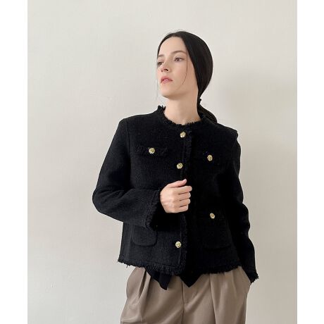 [^:tx098a] fabricSnƎplA㎿ȓVRfށBlKŕ֗Ɗ悤ȍi̐ngp܂B styleVvŃNVbNȗsɍEȂX^C񋟁BɃX^CbVł葱܂B detailiȃ{^AWbp[ADڂȂǍו̃fBe[ɂAi̕i߂܂B coordinatelXȃV[ɑΉł悤ALR[fBl[gpӂp߂܂BuDECADE CLASSICvt@bV͗lXȎ̃X^C󂯌pAzAiĂ܂B20ÑGKXA70ÑgA90ÑVvBɂ͎̏ےƁANꂽBꖳ̃X^Clߍ܂Ă܂BDECADE CLASSIC͂ȃNVbNX^CɌ̃_wZAVlƐVȖ͂fUCĂt@bVuhłBߋwсAɐ܂ςNVbNTCNADECADE CLASSICVt@bVX^CƋɂ͂܂B59 g52 41 ŏ57