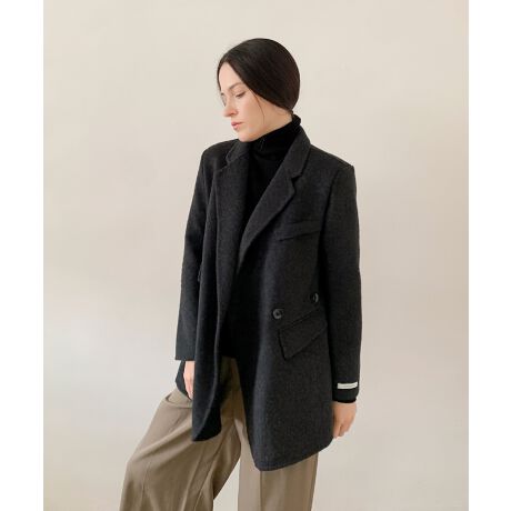 [^:txs223a] fabricSnƎplA㎿ȓVRfށBlKŕ֗Ɗ悤ȍi̐ngp܂B styleVvŃNVbNȗsɍEȂX^C񋟁BɃX^CbVł葱܂B detailiȃ{^AWbp[ADڂȂǍו̃fBe[ɂAi̕i߂܂B coordinatelXȃV[ɑΉł悤ALR[fBl[gpӂp߂܂BuDECADE CLASSICvt@bV͗lXȎ̃X^C󂯌pAzAiĂ܂B20ÑGKXA70ÑgA90ÑVvBɂ͎̏ےƁANꂽBꖳ̃X^Clߍ܂Ă܂BDECADE CLASSIC͂ȃNVbNX^CɌ̃_wZAVlƐVȖ͂fUCĂt@bVuhłBߋwсAɐ܂ςNVbNTCNADECADE CLASSICVt@bVX^CƋɂ͂܂B76 g52 42 ŏ58