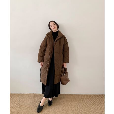 [^:yzj24001a] fabricSnƎplA㎿ȓVRfށBlKŕ֗Ɗ悤ȍi̐ngp܂B styleVvŃNVbNȗsɍEȂX^C񋟁BɃX^CbVł葱܂B detailiȃ{^AWbp[ADڂȂǍו̃fBe[ɂAi̕i߂܂B coordinatelXȃV[ɑΉł悤ALR[fBl[gpӂp߂܂BuDECADE CLASSICvt@bV͗lXȎ̃X^C󂯌pAzAiĂ܂B20ÑGKXA70ÑgA90ÑVvBɂ͎̏ےƁANꂽBꖳ̃X^Clߍ܂Ă܂BDECADE CLASSIC͂ȃNVbNX^CɌ̃_wZAVlƐVȖ͂fUCĂt@bVuhłBߋwсAɐ܂ςNVbNTCNADECADE CLASSICVt@bVX^CƋɂ͂܂B107 g65 61 ŏ50