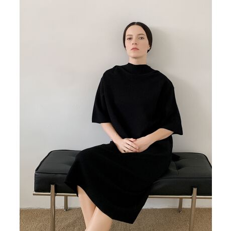 [^:anj69097a] fabricSnƎplA㎿ȓVRfށBlKŕ֗Ɗ悤ȍi̐ngp܂B styleVvŃNVbNȗsɍEȂX^C񋟁BɃX^CbVł葱܂B detailiȃ{^AWbp[ADڂȂǍו̃fBe[ɂAi̕i߂܂B coordinatelXȃV[ɑΉł悤ALR[fBl[gpӂp߂܂BuDECADE CLASSICvt@bV͗lXȎ̃X^C󂯌pAzAiĂ܂B20ÑGKXA70ÑgA90ÑVvBɂ͎̏ےƁANꂽBꖳ̃X^Clߍ܂Ă܂BDECADE CLASSIC͂ȃNVbNX^CɌ̃_wZAVlƐVȖ͂fUCĂt@bVuhłBߋwсAɐ܂ςNVbNTCNADECADE CLASSICVt@bVX^CƋɂ͂܂B52A114Ag60Aŏ27