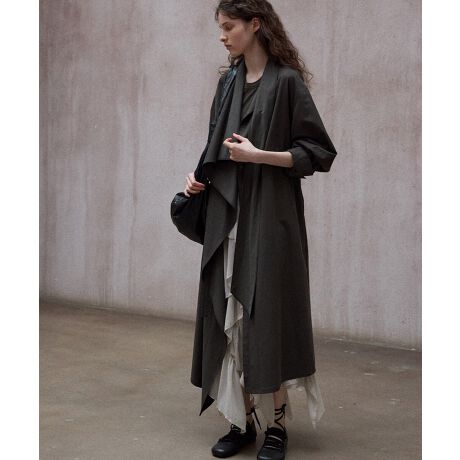 [^:hesm9221a] fabricSnƎplA㎿ȓVRfށBlKŕ֗Ɗ悤ȍi̐ngp܂B styleVvŃNVbNȗsɍEȂX^C񋟁BɃX^CbVł葱܂B detailiȃ{^AWbp[ADڂȂǍו̃fBe[ɂAi̕i߂܂B coordinatelXȃV[ɑΉł悤ALR[fBl[gpӂp߂܂BuDECADE CLASSICvt@bV͗lXȎ̃X^C󂯌pAzAiĂ܂B20ÑGKXA70ÑgA90ÑVvBɂ͎̏ےƁANꂽBꖳ̃X^Clߍ܂Ă܂BDECADE CLASSIC͂ȃNVbNX^CɌ̃_wZAVlƐVȖ͂fUCĂt@bVuhłBߋwсAɐ܂ςNVbNTCNADECADE CLASSICVt@bVX^CƋɂ͂܂B50A120Ag64Aŏ56