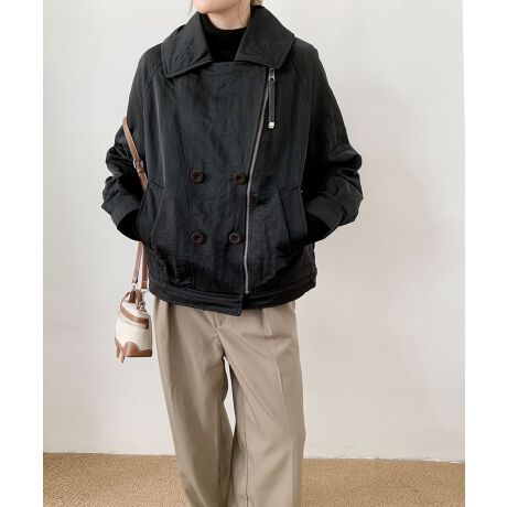 [^:rmu713a] fabricSnƎplA㎿ȓVRfށBlKŕ֗Ɗ悤ȍi̐ngp܂B styleVvŃNVbNȗsɍEȂX^C񋟁BɃX^CbVł葱܂B detailiȃ{^AWbp[ADڂȂǍו̃fBe[ɂAi̕i߂܂B coordinatelXȃV[ɑΉł悤ALR[fBl[gpӂp߂܂BuDECADE CLASSICvt@bV͗lXȎ̃X^C󂯌pAzAiĂ܂B20ÑGKXA70ÑgA90ÑVvBɂ͎̏ےƁANꂽBꖳ̃X^Clߍ܂Ă܂BDECADE CLASSIC͂ȃNVbNX^CɌ̃_wZAVlƐVȖ͂fUCĂt@bVuhłBߋwсAɐ܂ςNVbNTCNADECADE CLASSICVt@bVX^CƋɂ͂܂B63 g52 70