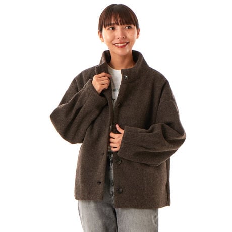 [^:NAR1720]T/уXCo[jbg\[V[gR[gACVGbgɁA񌳂܂Œg傫߂̃X^hJ[̃V[gR[gBӂƖĉ݂TэXCo[ngpBygA_炩SnłBƂTCYȂI[o[߂AƂȂ̂Őg킸₷fUCɁBl̗J[WJŁA[h[uɂƂɎĂ܂悤ȈꒅłBɂ̓^bNŊۂ݂̂VGbgɎdグ܂BJ[̓O[iہjAJ[LiہjAuEiہj3FWJłB\nAXCo[jbg\[ngpBnA^t^ngpBiOgEjeAXbV|PbgtBA^bNBO㍷tEJ[utdlBOJAXRb`tgpBi05BLACK}[u^75E45BROWN}[uj@A͖ttBignJ[}b`Oj