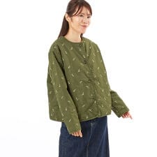 クラウドナイン(Cloudnine)の綿布帛柄アソート小花柄刺しゅう生地＋裏地付中綿入りキルト　ショート丈コート