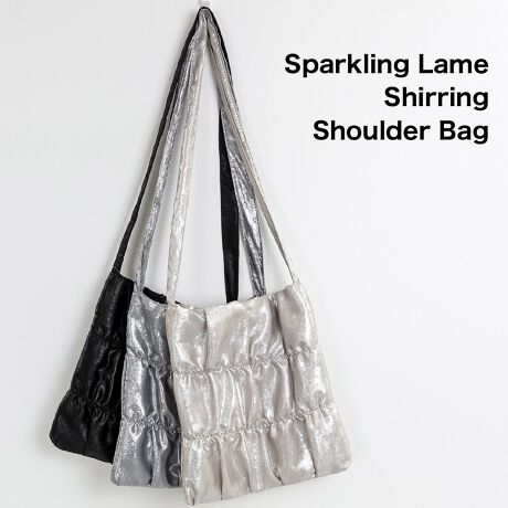 [^:GBG3040]point͓IȃV[OV_[ŁAȂ̃X^CɋPvX܂傤B̏íA؂₩ȃngpV_[obOŁAǂȂoɂ҂̃ACełBƓȃV[OfUCŁAl̖ڂ݊܂BJWAȃX^CʂȃV[܂ŁAL􂷂邱ƊԈႢȂBVvȂۂɎcfUĆAR[fBl[g̃ANZgɂȂAȂ̖͂Ă܂BdetailETOPB}Olbg{^dl/|Pbg~1BEV_[͌Œ߉\BEA4TCY[BEgĥ郉nłBsizeF36cm~F32cm@V_[F105cmcolorAC{[EubNEO[