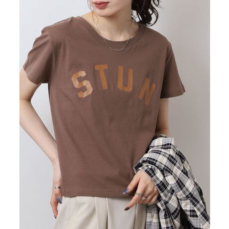 [^:BNYB25-103]pointghՂ̃Nbvh䂪|CgBIׂLxȃSvǵAꂼ\قȂAFႢfUCႢőȂACełB̃fjXJ[gɍ킹邾ŁACɂȂꂽۂɎdオ܂Bfabric100̒悢݂̐ngpĂA1łɂSnBsizeMTCYF49.5cmAg49.5cmA41cmAŏ15cmLTCYF50.5cmAg52cmA44cmAŏ15cmsilhouetteƂI[o[TCYłȂꊴoAoX悭ȂꒅłBcoordinatefjpc⃏ChpcATChCpcƍ킹Ȃ͂A~jXJ[gV[gpcƍ킹Ă킢łTybgL~s̃Ci[ƂĂX^COf܂̓Xj[J[pvXA[t@[TOT_ȂǕL킹邱Ƃł܂BANZgɁALXPbgN[VnbgANX{fB[obOȂǃghACevX̂߂łIwOKV[xsEVEEzCgf[EtFXECuEhCuEf[gEo^CEJtFEVbsOEAEghAELvEtEĕcolorzCgn5WJEubNn5WJEuEn̑3Ex[Wn2WJEO[n̑4EJ[Ln6Ȃǂ̖Lx18WJBEň:ZZZZELk:cȂ/₠EzCgn:₠En:ȂE:ȂyYzoOfVᒍӎEBẽCeBO⃂j^[ɂAƐFقȂꍇ܂@̏Aw肢܂BTCY͎኱̌덷ꍇ܂B