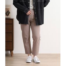 アットワン(atONE)の接触冷感アンクル丈ストレッチパンツ