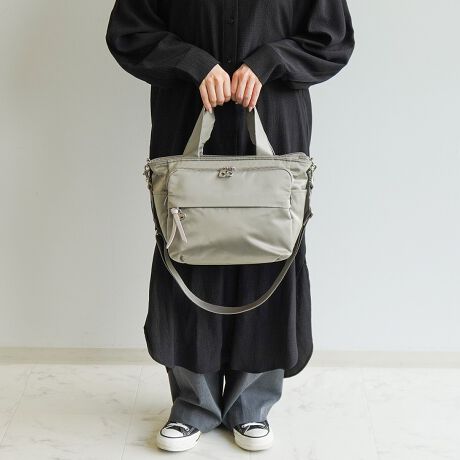 [^:68374]PROGRESwT[Wx^VvŎg₷obOV[YVvȃfUC̓X^CI΂LV[ŊBOV_[xgtŁAnhobOƂĂV_[obOƂĂg2WAYdlBR[fCɂāAς̂|CgBX[cP[XƂ̃ZbgAbv\ŁAs̍ۂ̈ړX[YɁBywʃ|Pbgzoꂵ₷wʃ|PbgyZbgAbv@\zX[cP[XȂǂ̃vhCunhɌŒ肵AsɃobÔӂhy2WAYdlzE\Œߋ@\̂V_[xgV_[obOAnhobOƂĎĂy{gz_[zybg{g܂肽ݎPȂǂ[\ȃ|Pbgytg|PbgzނX[Yɏołt@Xi[ttg|PbgyI[KiCU[|PbgzG݂[ł|Pbg