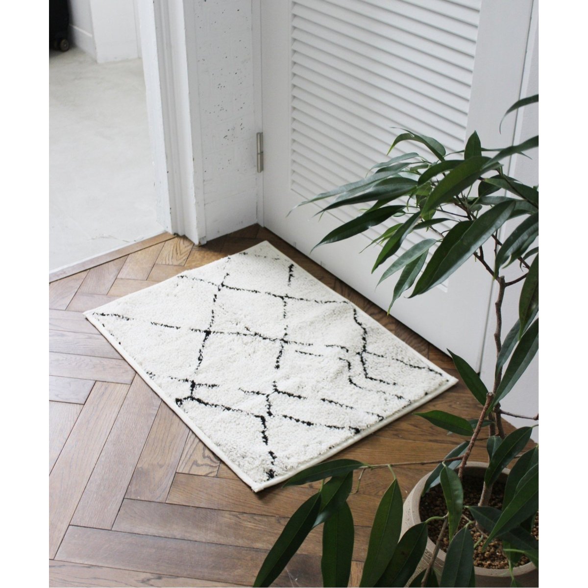 [}C]s\tSIDI BATH MAT 50x70 VfBoX}bg/W[iX^_[ht@j`[iJOURNAL STANDARD FURNITUREj zCg