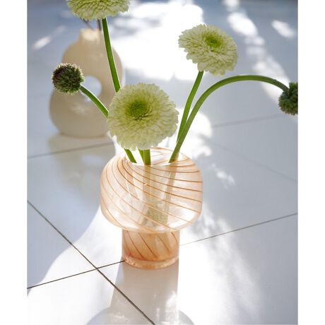 [^:25027960000270]KX̃t[x[XV[YBԂ̕iAԑA}ɍ킹āA낢Ȏނpӂ܂BKX̃t[x[X́A˂AԂwāA𐶂ݏoĂ܂BɂԂƁAꂽ؂₩ɁB炵fGɍʂĂ܂BElЂƂЂƂ삵Ă鐁KXBԂĂȂƂAIuWFɂȂȂ܂łB̂ɍ킹Ă͂AԂ𑡂ۂ̃MtgƂĂ߂łBV[YłpӂĂ܂B25027960000070FGLASS VASE CALCOLO25027960000170FGLASS VASE SOLE25027960000270FGLASS VASE FUNGO25027960000370FGLASS VASE LAGO25027960000470FGLASS VASE FUNGO PK25027960000570FGLASS VASE PIOVERE25027960000670FGLASS VASE ERBA25027960000770FGLASS VASE ROBBIA25027960000870FGLASS VASE NUVOLA25027960000970FGLASS VASE FORSyiɂ܂āzE{i̓nhCĥ߁AdオɌ̍܂BEiAKXɈӐ}ȂCA͂ȕscꍇ܂AiĝɈeyڂ̂ł͂܂̂ŗ\߂̏A߂BEMꂽAKX܂Ԃŗ␅Xꂽ肵ȂŉB܂A}ȏՌ\ʂɏ悤Ȃ戵͂BKXjăPK鋰ꂪ܂BE킵NU[ł̐͂B