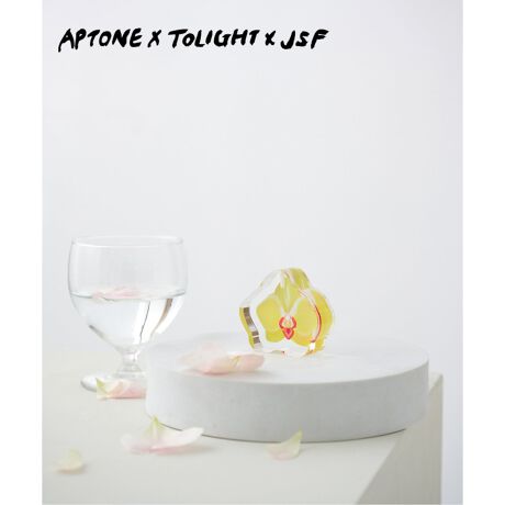 [^:25023940001270]APTONE~TOLIGHT~JOURNAL STANDARD FURNITURESpecial collaborationgSpring PrismhȃAN̒ɁA`̏t̉ԁXi̔VCeARNVB@ŌIȃAN̓ƁAnhyCg̋Ĉ܂܂Ɏʂo`[bv|s[ApW[Ȃǉ݂̂t̉ԁXDȂáAɏt̉͂܂B_ȐԂɎRVāBAPTONETOLIGHTnoA؂₩ȑ݊ƌy₩˔ʂȃRNVłBsAPTONE~TOLIGHT~JSFR{it25023940000870FTOLIGHT*APTONE MIX & MATCH25023940000970FTOLIGHT*APTONE AROO125023940001070FTOLIGHT*APTONE COASTER25023940001170FTOLIGHT*APTONE MINI CHAIR25023940001270FTOLIGHT*APTONE INCENSE HOLDER25023940001370FTOLIGHT*APTONE FLOWER OBJECT25023940001470FTOLIGHT*APTONE FLOWER VASE25023940001570FTOLIGHT*APTONE KEY CHAINyTOLIGHT/gCgzTOLIGHT2017NɐR񂪐ݗuhB2018NtăRNVX^[gBTOLIGHT̃uhTRYijLIGHTiPjRB邢ւƌ킵ƂӖ߂Ă܂BG`悤ɎRɂRZvgƂAfUCi[g̕`GRNVWJĂ܂ByAPTONE/AvgzԂC[WoANCtX^CEuhBAPTONE[Apt: Skillful][Tone: Color, Mood]̑gݍ킹ŁAFFʓɏnꂽllXȐFd˂čグiƂӖłBԂN₩ȐFŋP鑕iƋ܂ŗlXȏiJeS[񋟂AԂ̃C[WnANECtX^CEuhłByiɂāzEiꂽꍇ́A_炩zŐ@邩A܂gpČy􂢂A_炩zŐ@ĂBEKXN[i[Ȃǂ̃AR[⋭w܂Ő򂷂ƁAi̕ό`F̕ώ̌ƂȂ\܂BEUՌ͖{i̕ό`ǰƂȂ܂̂ŁAӂBE{iԍɂ炳ƁAό`ǰƂȂ܂̂ŁAӂBEsȕڒ܁Ae[vȂǂ̎gp͔ĂBES̊mۂjh~̂߁A{i𕽂ȏꏊɒuĂBEiAȂړȂłBE{ivȗprȊOɂ͎gpȂłB