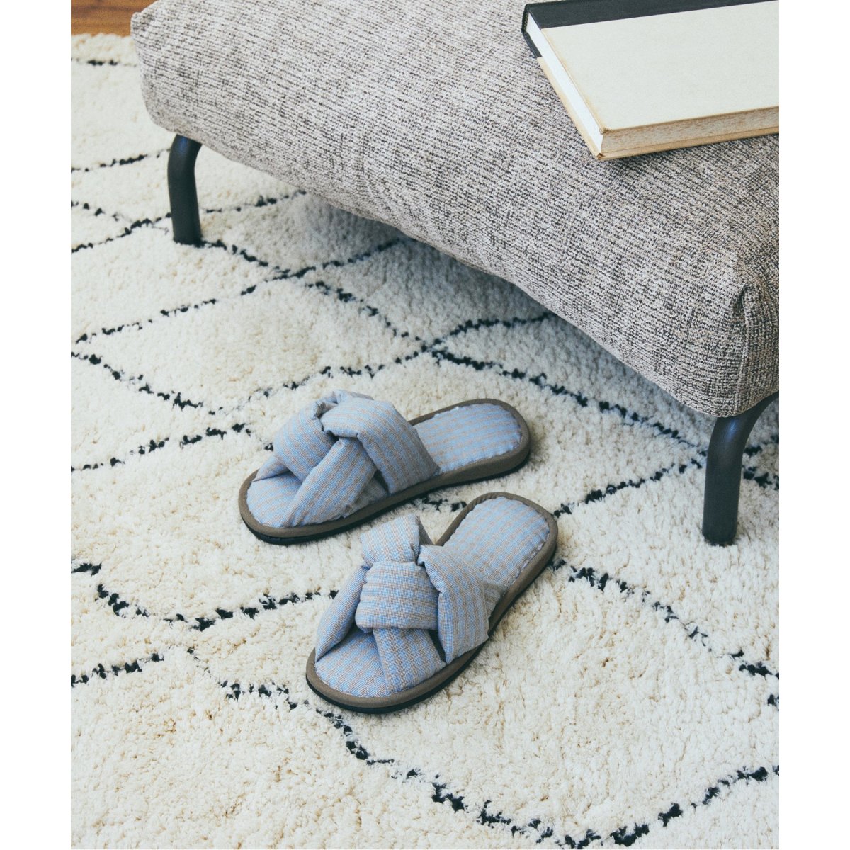 [}C]TWIST SLIPPER Xbp/W[iX^_[ht@j`[iJOURNAL STANDARD FURNITUREj u[