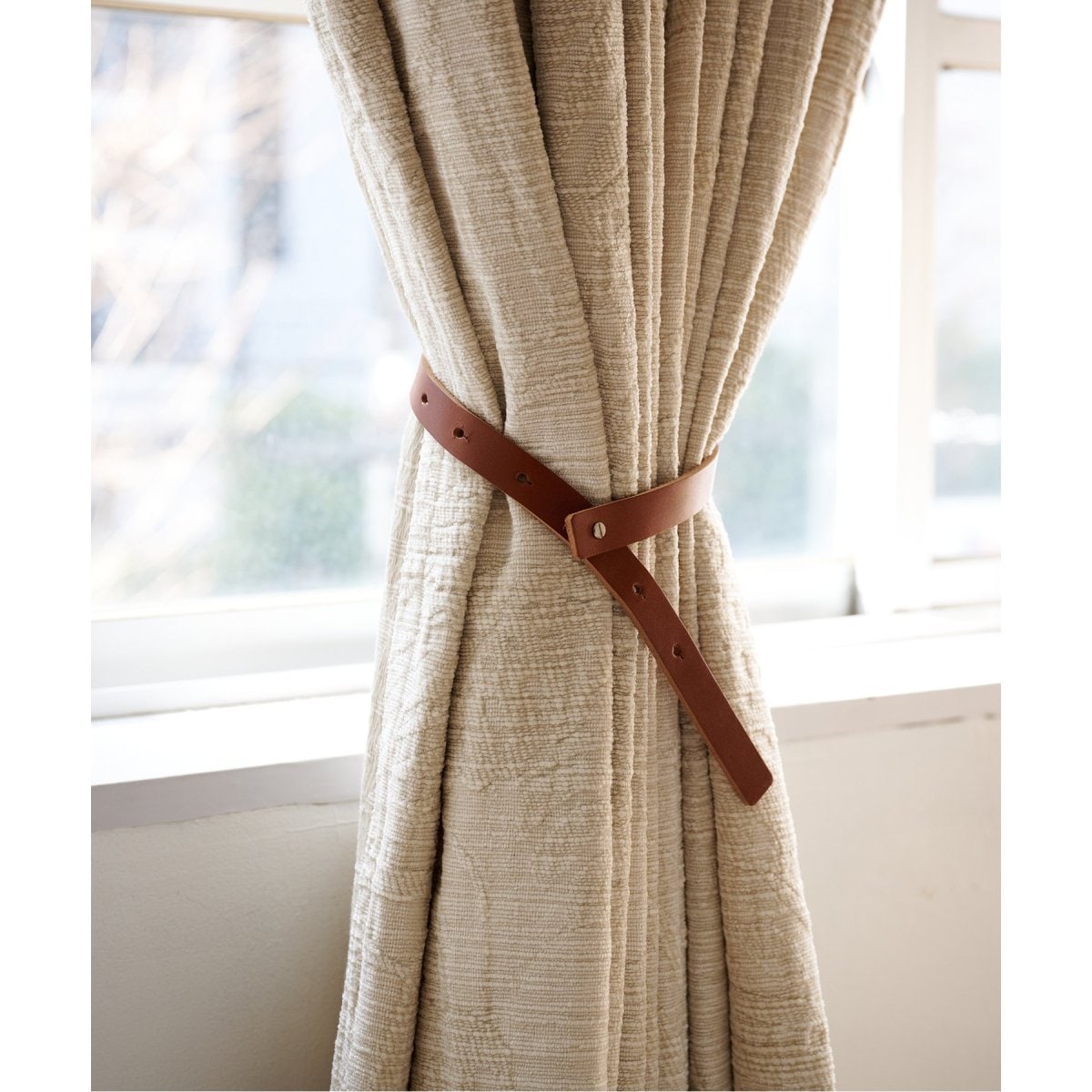 [�}���C]LEATHER TASSEL �J�[�e���^�b�Z��/�W���[�i���X�^���_�[�h�t�@�j�`���[�iJOURNAL STANDARD FURNITURE�j �u���E�� A