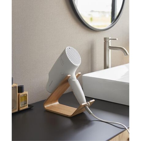 [^:25024940002570]iȖؖڂ̃J[u㎿ȃhC[wA[ACX^hB[ꏊɍhC[wA[ACAĂĎɎ₷[ł܂B㉺ɕtz_[ɗĊ|邾ŁAwAhC[TbƏołAhC[̐oOɌ΁AnYt[ŃwAhCł̂ŕ֗BX^hʂ̃g[ɁAdR[h܂Ƃ߂ăXbL[ł̂|CgBVRؐϑwgpi`VvȃfUĆAǂȃTj^[ɂȂ݂܂ByTCYzW8.5~D21.7~H17.1cmz_[㑤FW4.5~H4.5cmFW2~H3.4cm㉺z_[̊ԊuF12.2cmydʁz180gyfށz{́FVRؐϑw(E^h)yω׏dz1kg(Î~׏d)yYzyRIN/zRƂRINijV[ÝAzCgEubNɖؖڂ_ȃeCXgŁÃCeAeCXgƂȂސꂽV[YłB