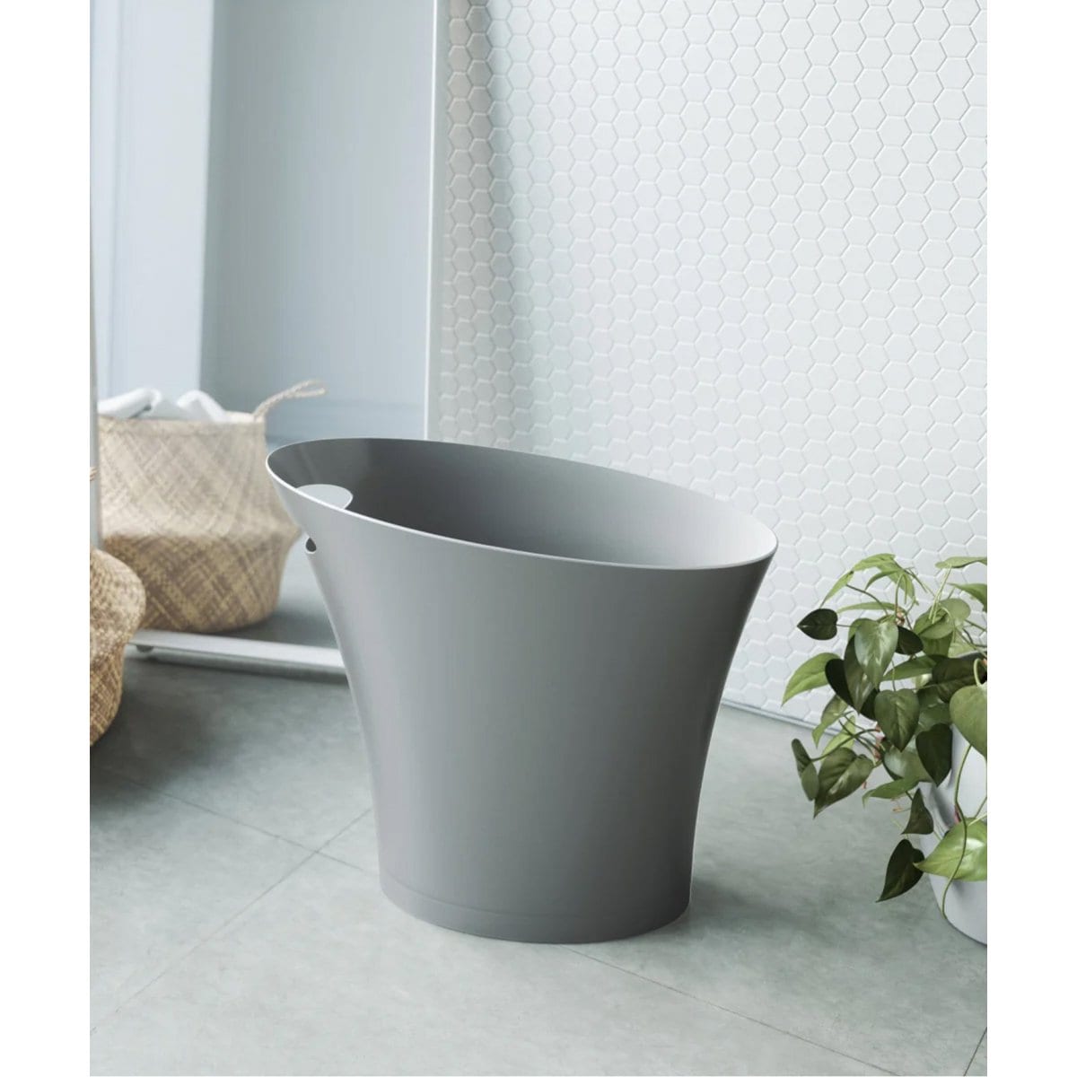 [}C]sWEBtyumbra/AuzSKINNY CAN S~/W[iX^_[ht@j`[iJOURNAL STANDARD FURNITUREj O[