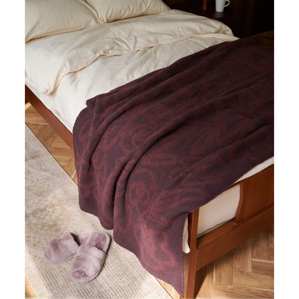 [}C]CHENILLE YARN BLANKET L uPbg/W[iX^_[ht@j`[iJOURNAL STANDARD FURNITUREj uE