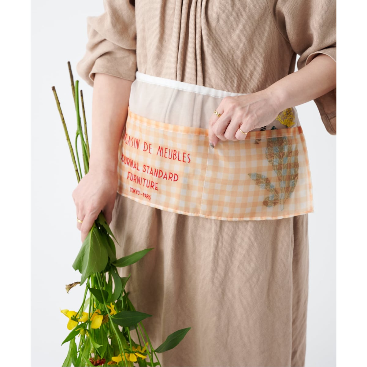  peak 廃盤品　刺繍　エプロン 2020051216545060301.jpg