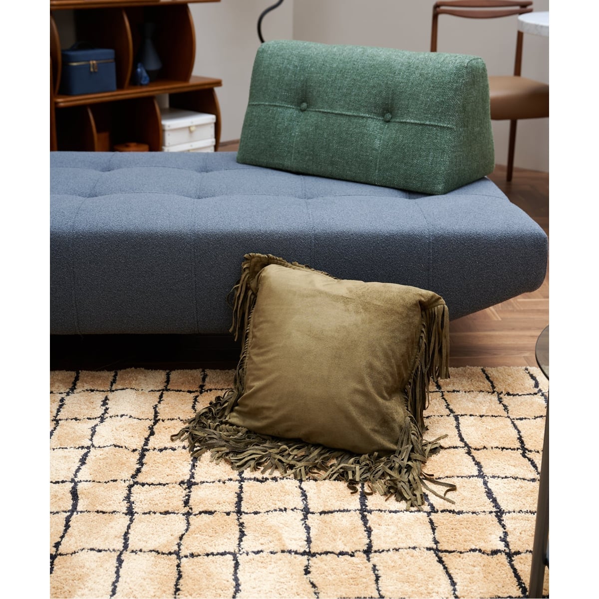 [}C]s\tSUEDE FRINGE CUSHION NbVJo[45cm/W[iX^_[ht@j`[iJOURNAL STANDARD FURNITUREj J[L