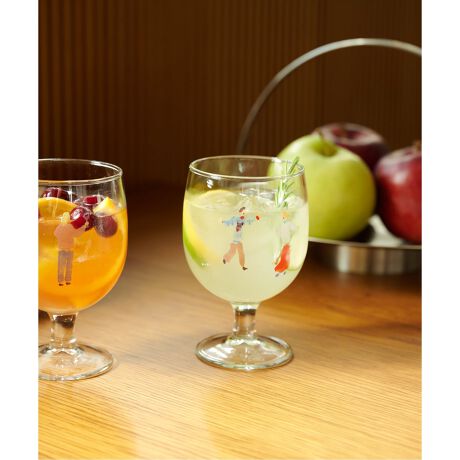 [^:25014960001070]CXg[^[ qmgVLJOURNAL STANDARD FURNITURẼR{[VACeBuDANCE & CHEERSv`[tɂAqmgVLɂ|bvŊyCXgvgV[gCOXByCɂȂ悤ȃJtȐFŕ\Ă܂BX^bLOł̂Ŏ[ȒPłByqmgVLz1984NL܂꓌ݏZB2007NCXg[^[ɁB݂͏ЁAGAL𒆐SɊBu悤ȋĈGve[}ɗŌiFŊ̂MlXȃ^b`ŕ\ĂB