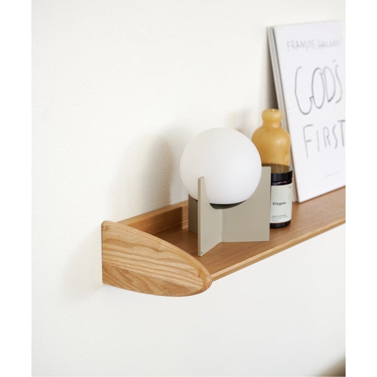 [�}���C]��ORB REST PORTABLE LAMP �I�[�u �|�[�^�u�������v/�W���[�i���X�^���_�[�h�t�@�j�`���[�iJOURNAL STANDARD FURNITURE�j �O���[